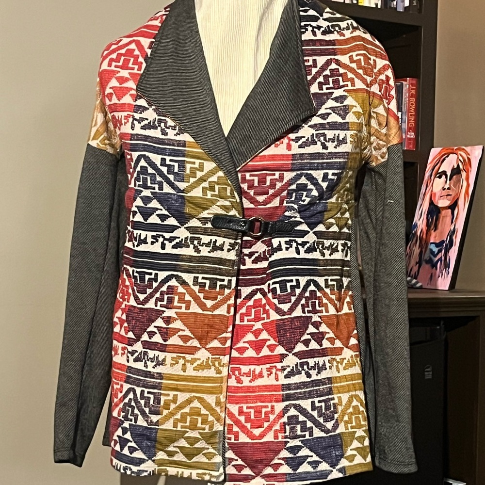 Colorful Geometric Blazer with Gray Sleeves